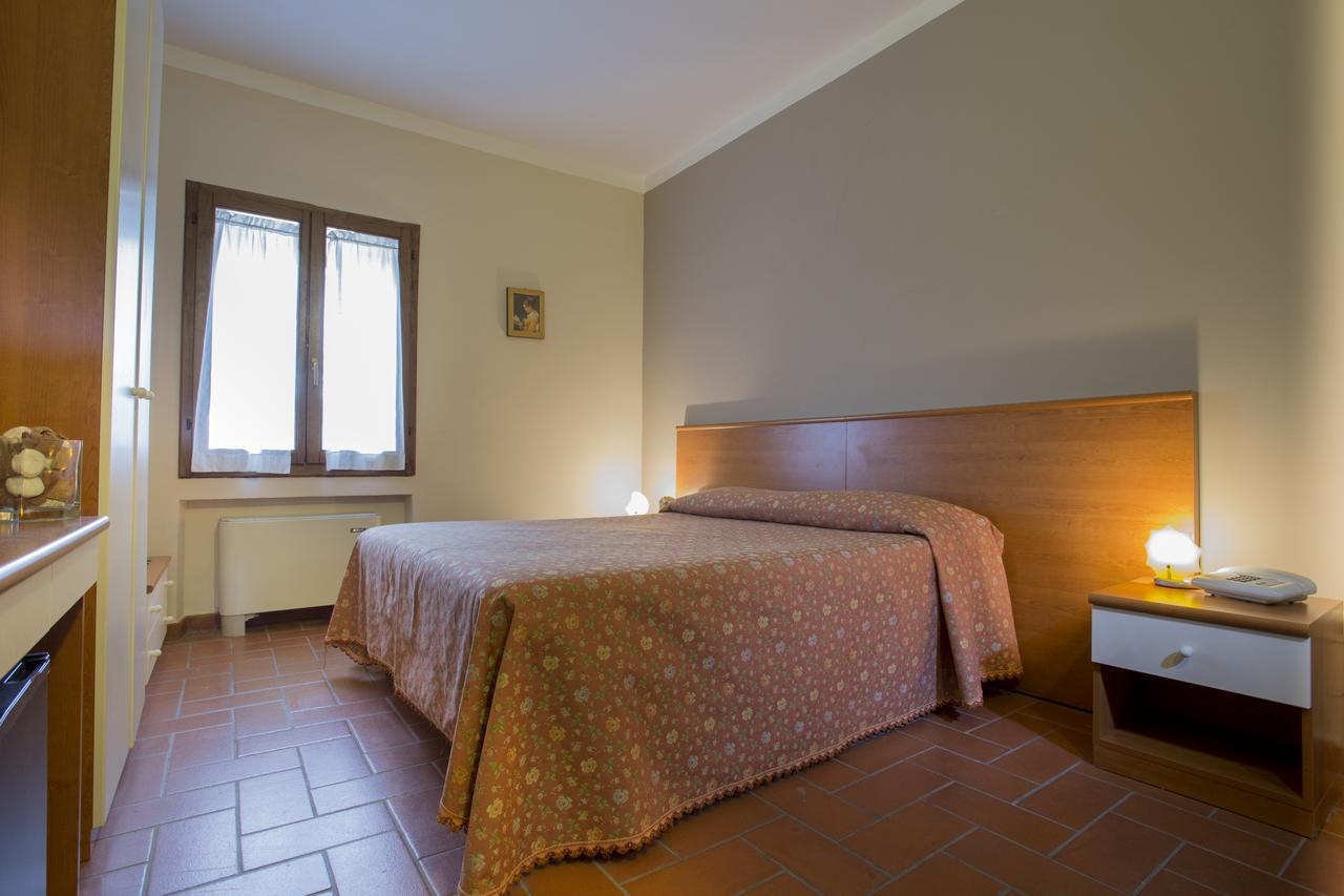 Antico Casale Le Fossate Hotel Giove Kültér fotó